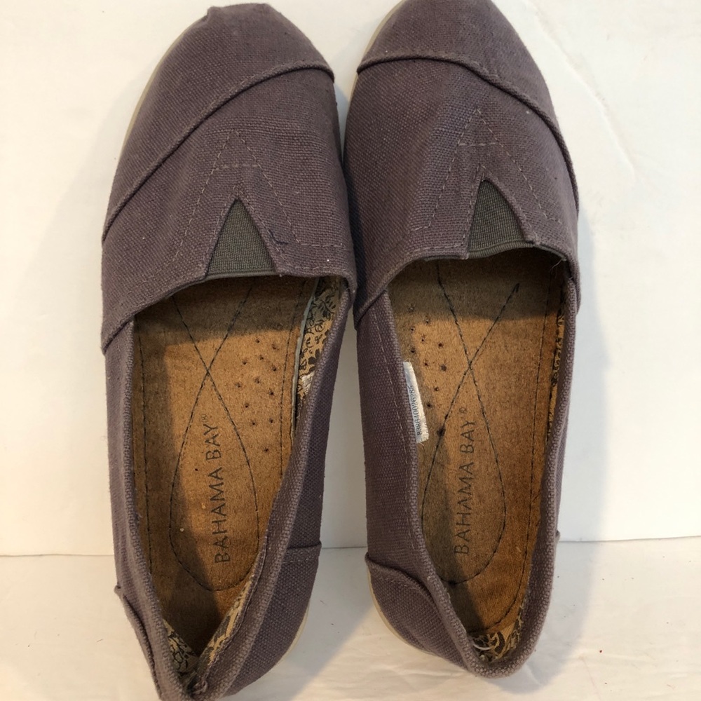 Bahama Bay canvas flats Sz 7 gray slip ons
